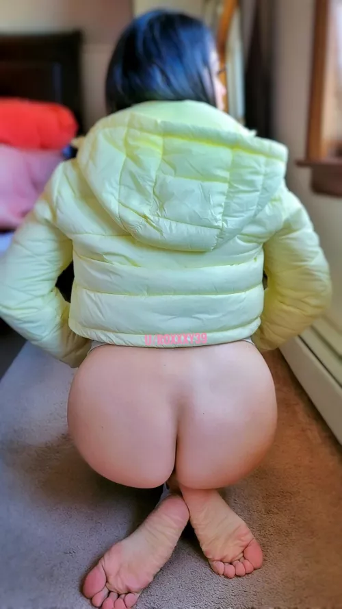 I wish my booty was on your face right now