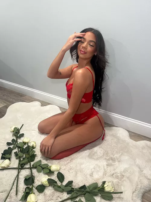 I'm a little angel with a deep throat