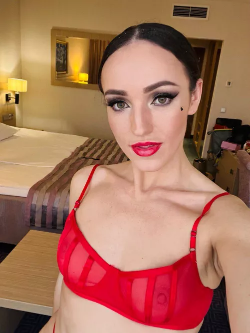 🎉 Ready to celebrate life with someone who can make every day feel like a colorful carnival of joy, laughter, and love - want to be my carnival king?