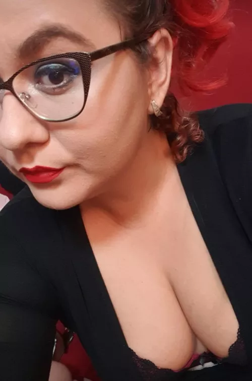 Ready to hang out with my friends 🥰