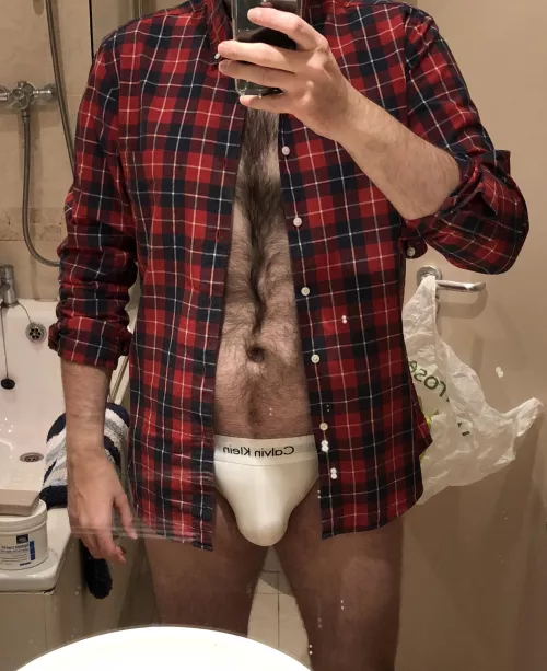 Today is probably the last day until September that I can get away with wearing plaid. It’s not a summer look. Teamed with a white CK jock (42)