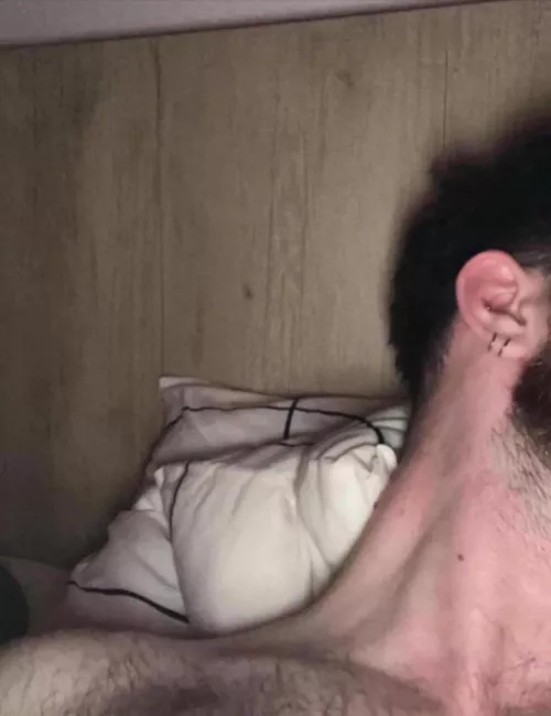 21 romanian stud (hairy+ hung+) hmu rares.sebastian (text me when adding !! )