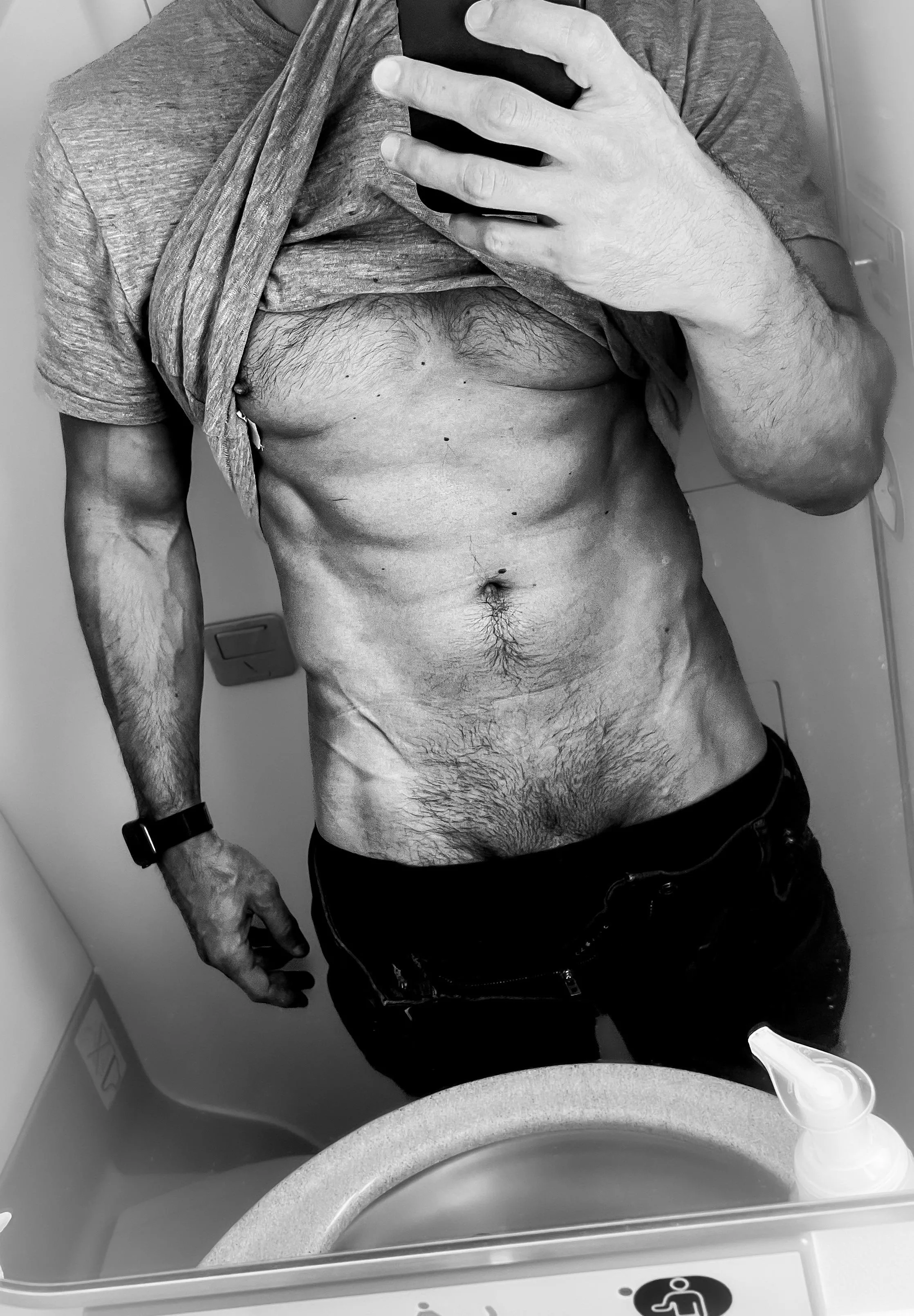 [40] Sunday funday from 30,000 feet.