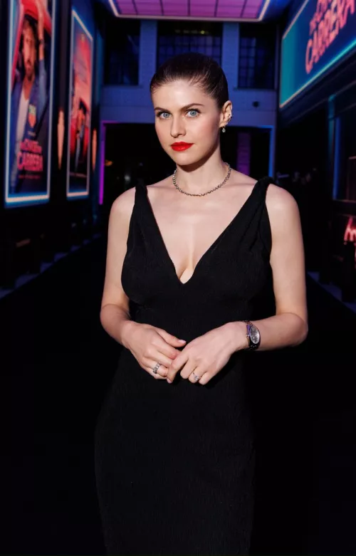 Alexandra Daddario (04/20/23)