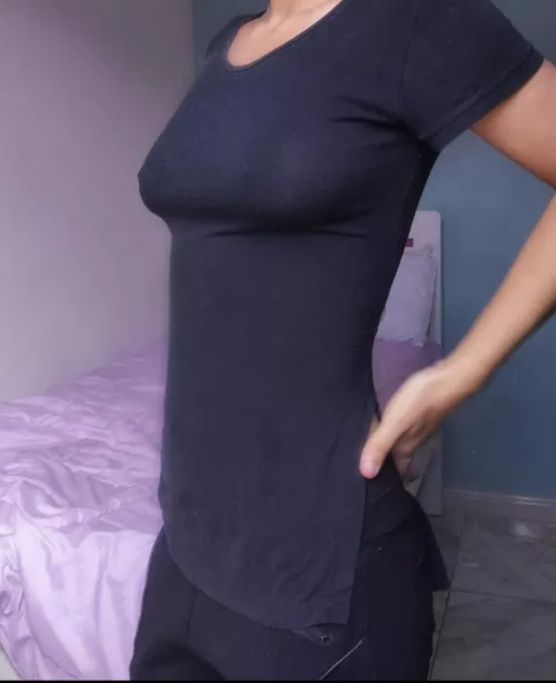 Do you think people are gonna notice? 🤭🍒