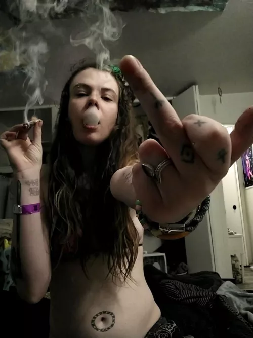 Don't play with fire if you can't handle the heat. 🔥🖕(This is a hand rolled cigarette!!)