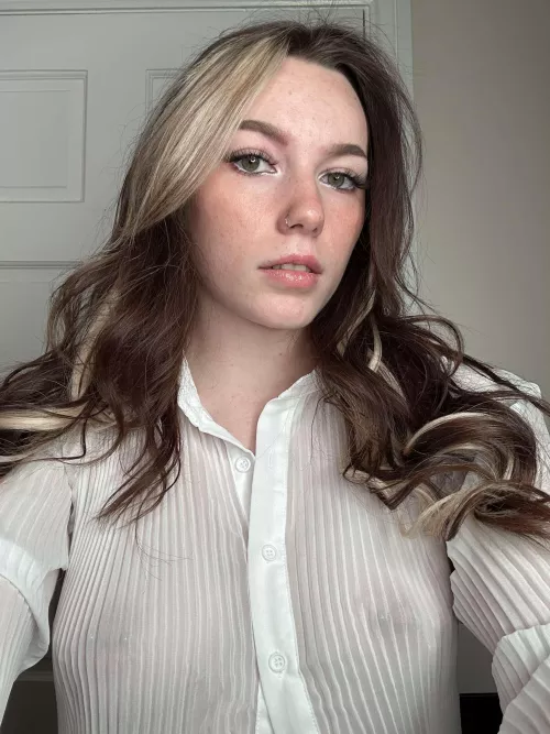 First thing you noticed in this pic? Be honest