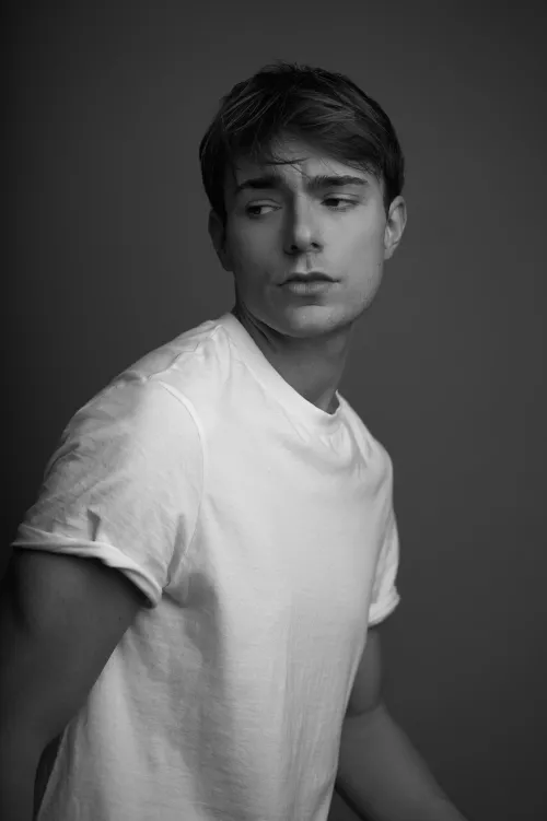 Had a photographer take this picture of me and thought Iβd share it here ππ½