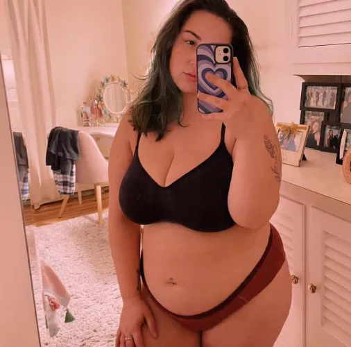 I need someone to support me on my gaining journey🍔🍕