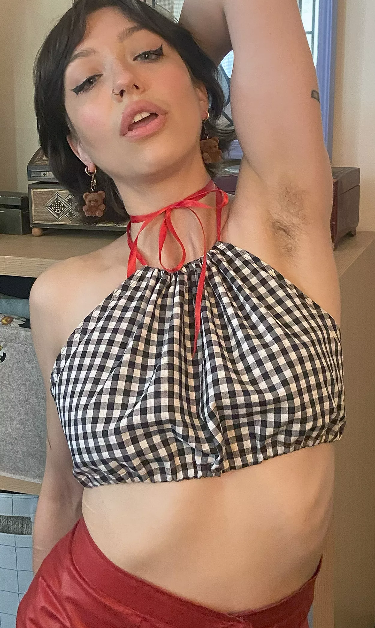 if you're good, i'll let you lick them 💫