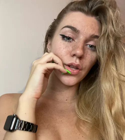 Imagine me in front of you right now