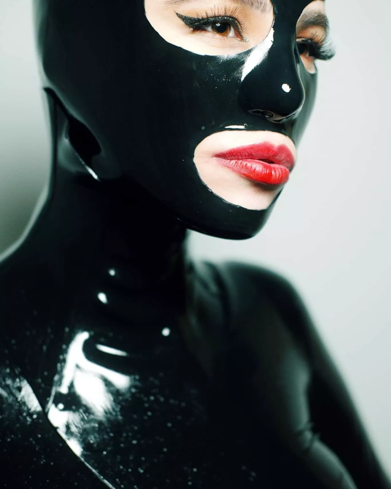 Latex hood are perfect 🖤