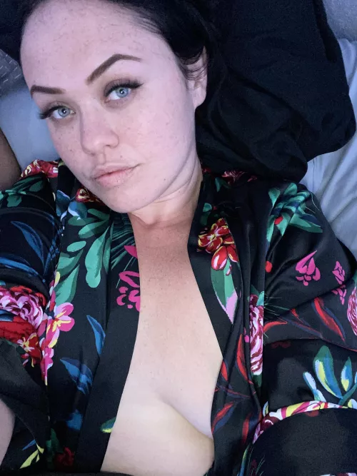 Laying in bed with my hubby tonight looking for other dicks to fuck