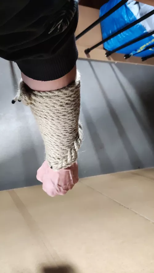 Riggers gauntlet. What goes trough your mind when you see someone wearing it?