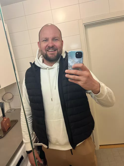 Single gay Guy from Sweden