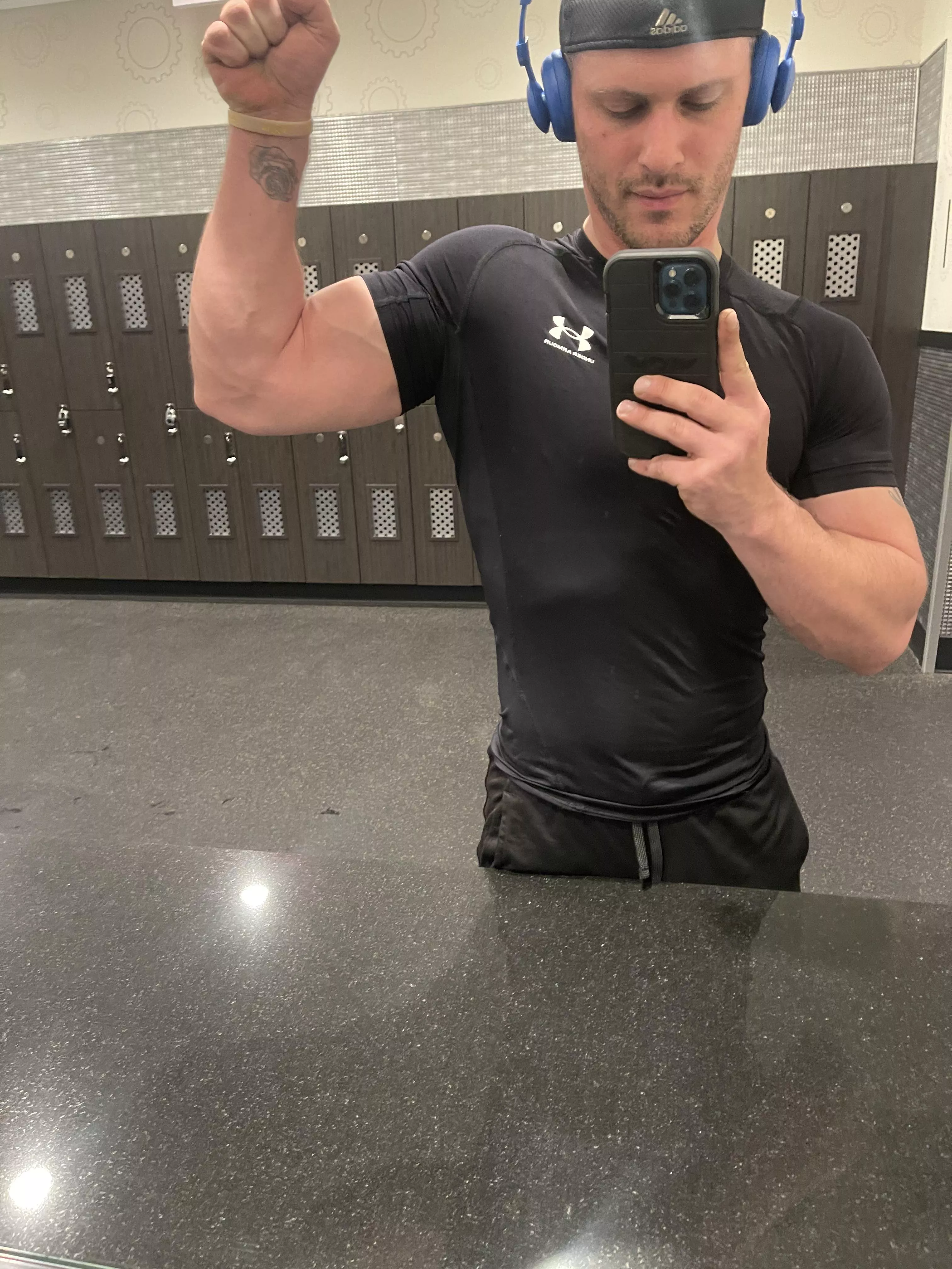 These shirts hold the stink in good