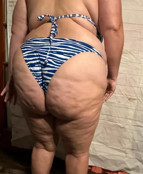 Too revealing or should I hike it up a little more? 😉