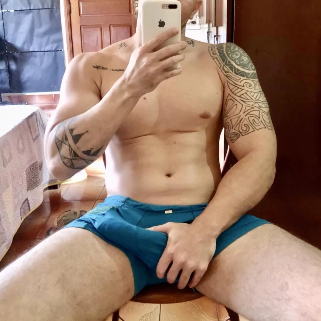 u know when u wake up horny babe?