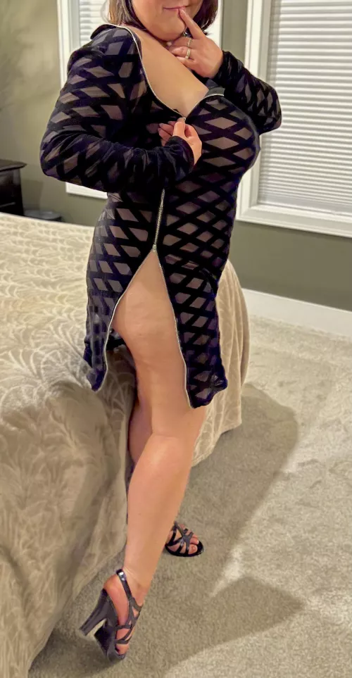 Would you tag-team my 28(f) wife?