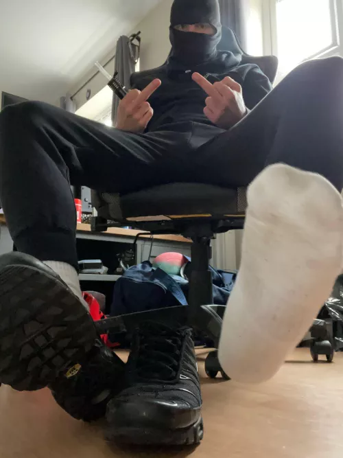 Alpha top scally looking for sub's to serve and please me - who is ready?