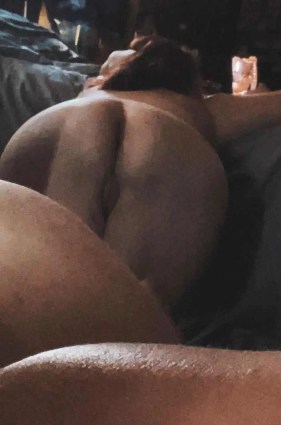 Cum fill this pussy.