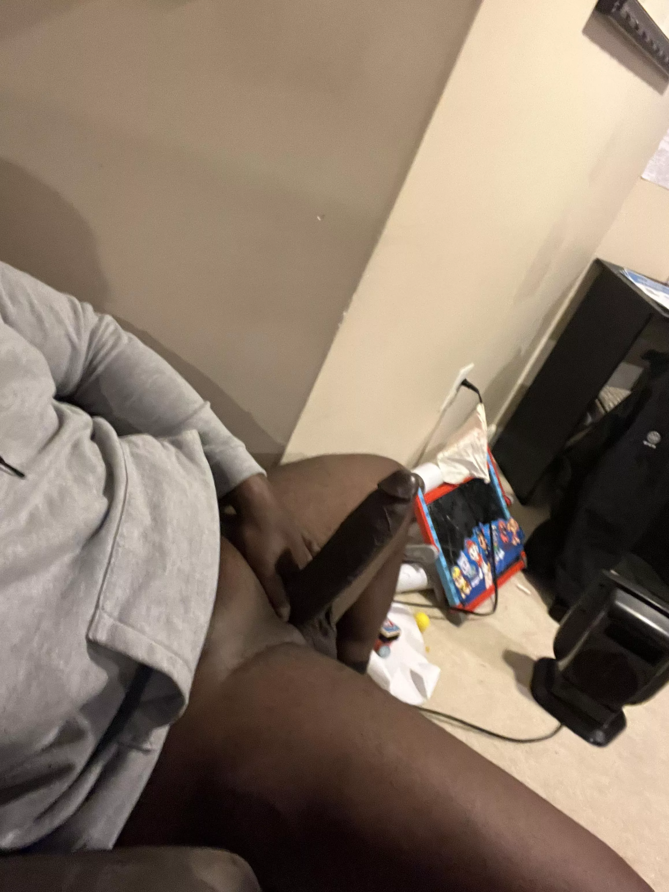 Cum pick the monster