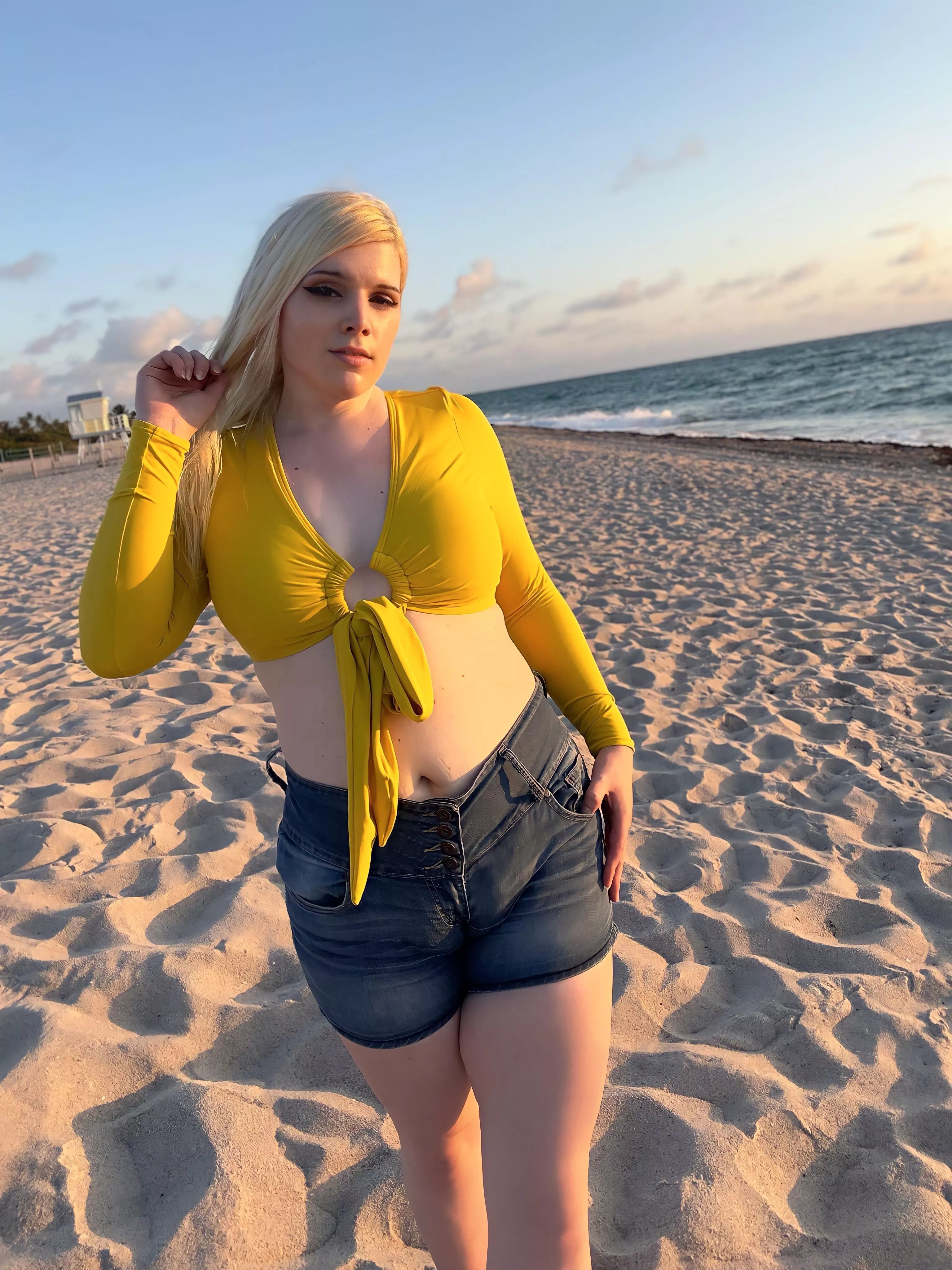 Curvy femboy post 💖