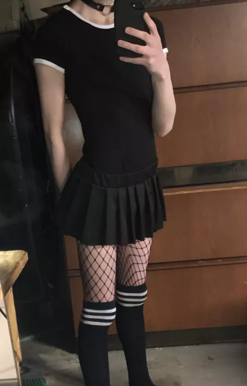 Do I look good in this?