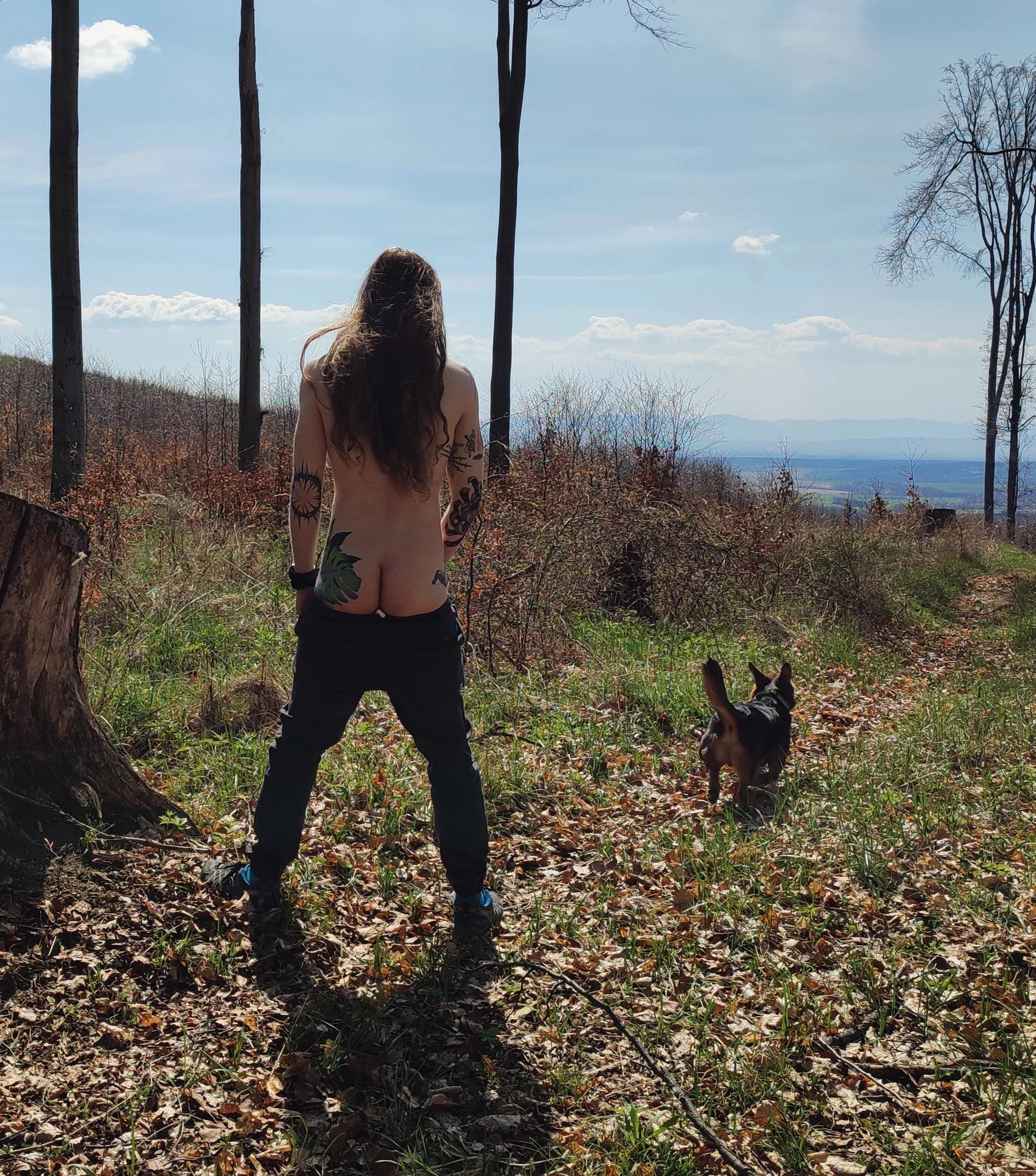 Flashing some butt cheeks...