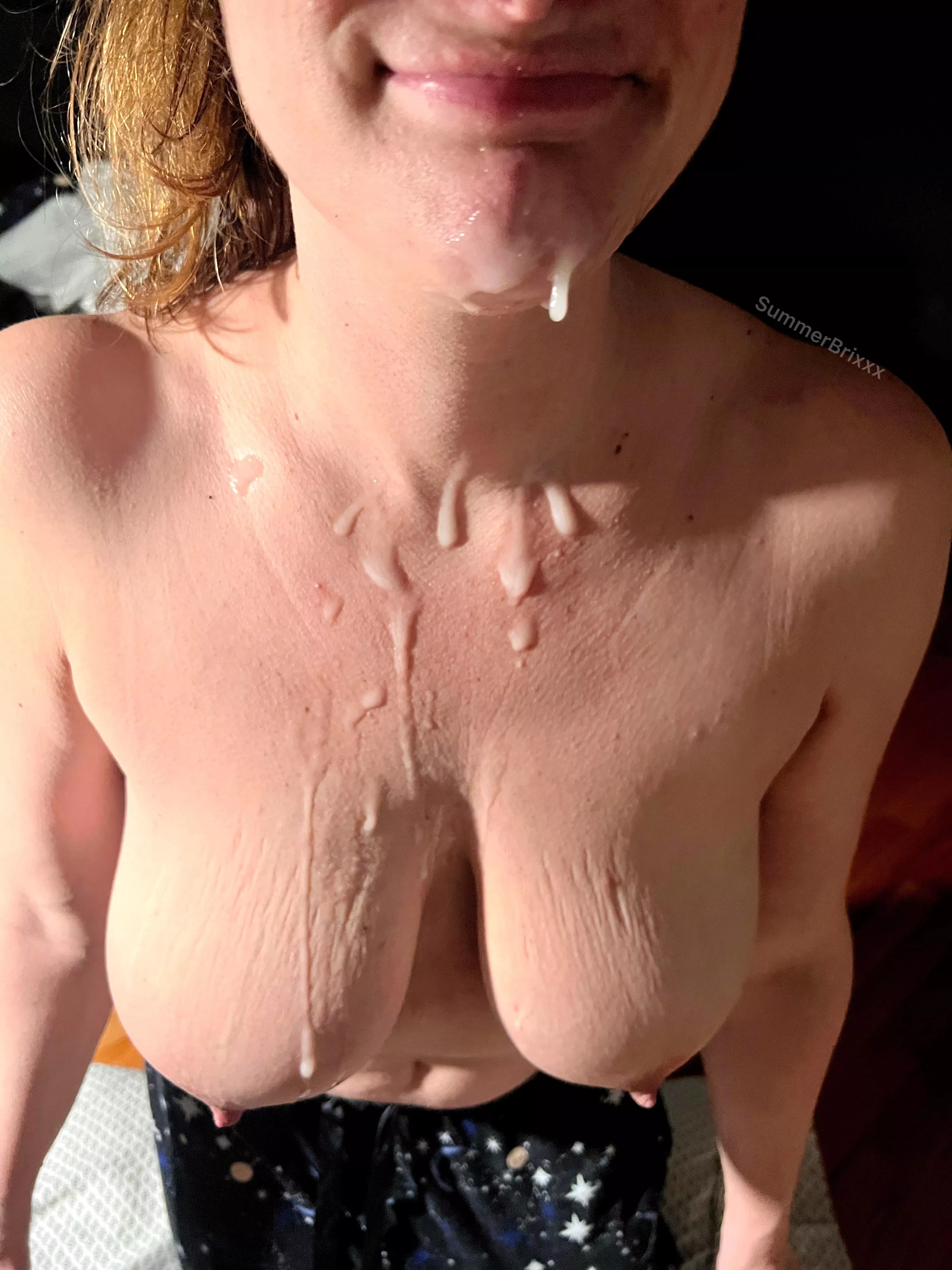 I have this hidden talent. Every time I take my tits out this happens.