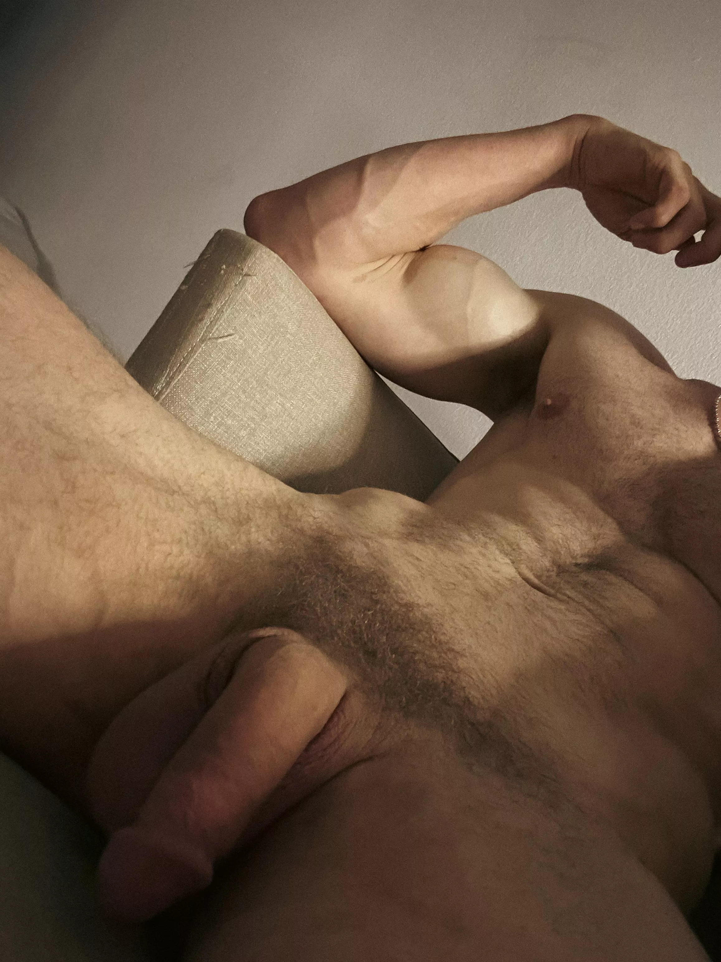 I’ve decided to keep the bush 😘