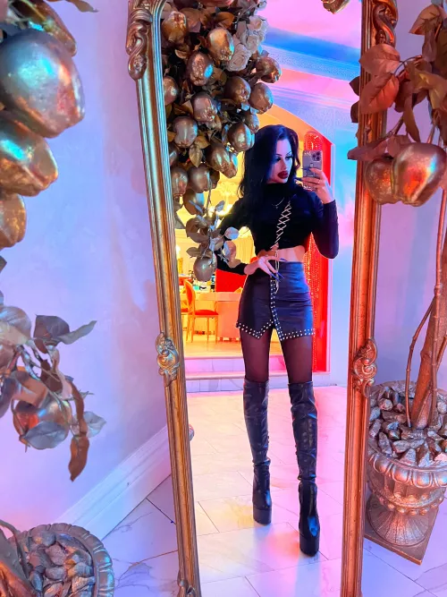 Leather outfit to out