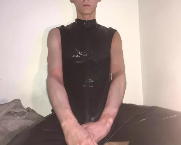 Looking for long term dom friends