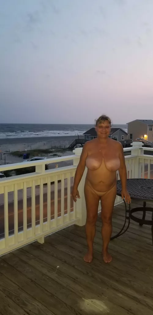 Nude fun at the beach ⛱️