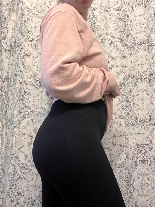 Petite curves