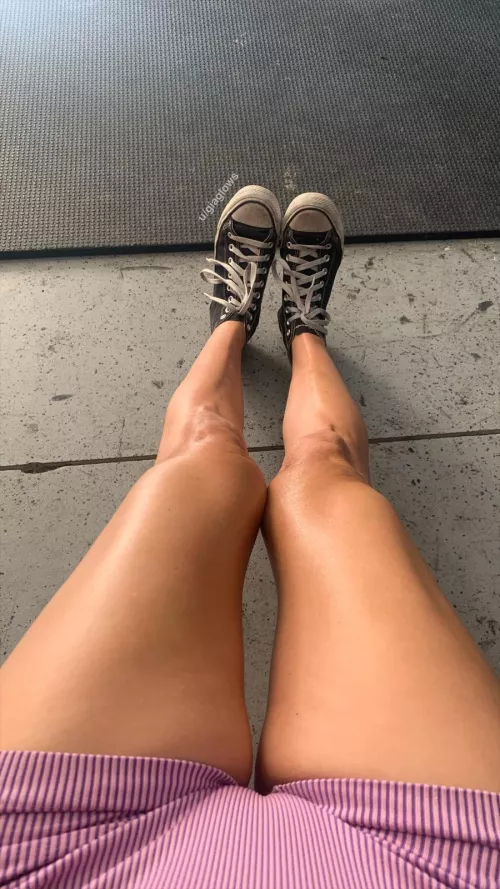 Quads are poppin after my workout