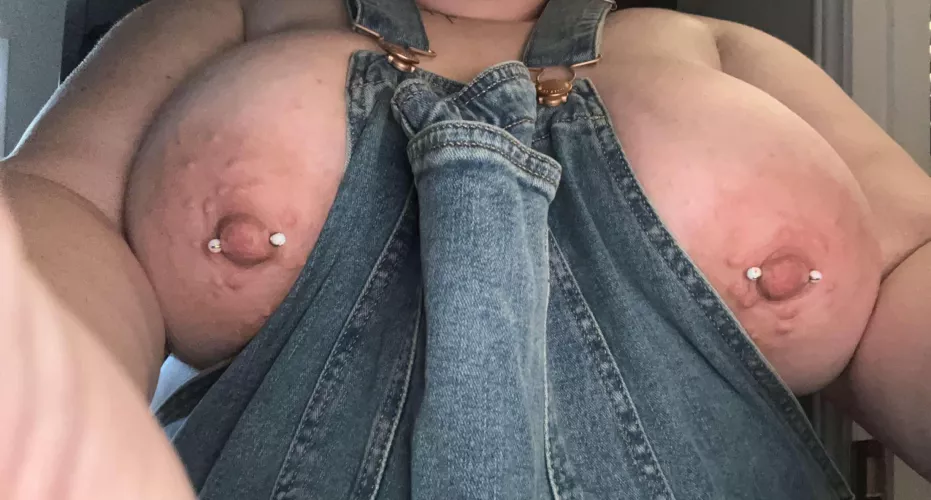 Suns out and tits are out 😉😉