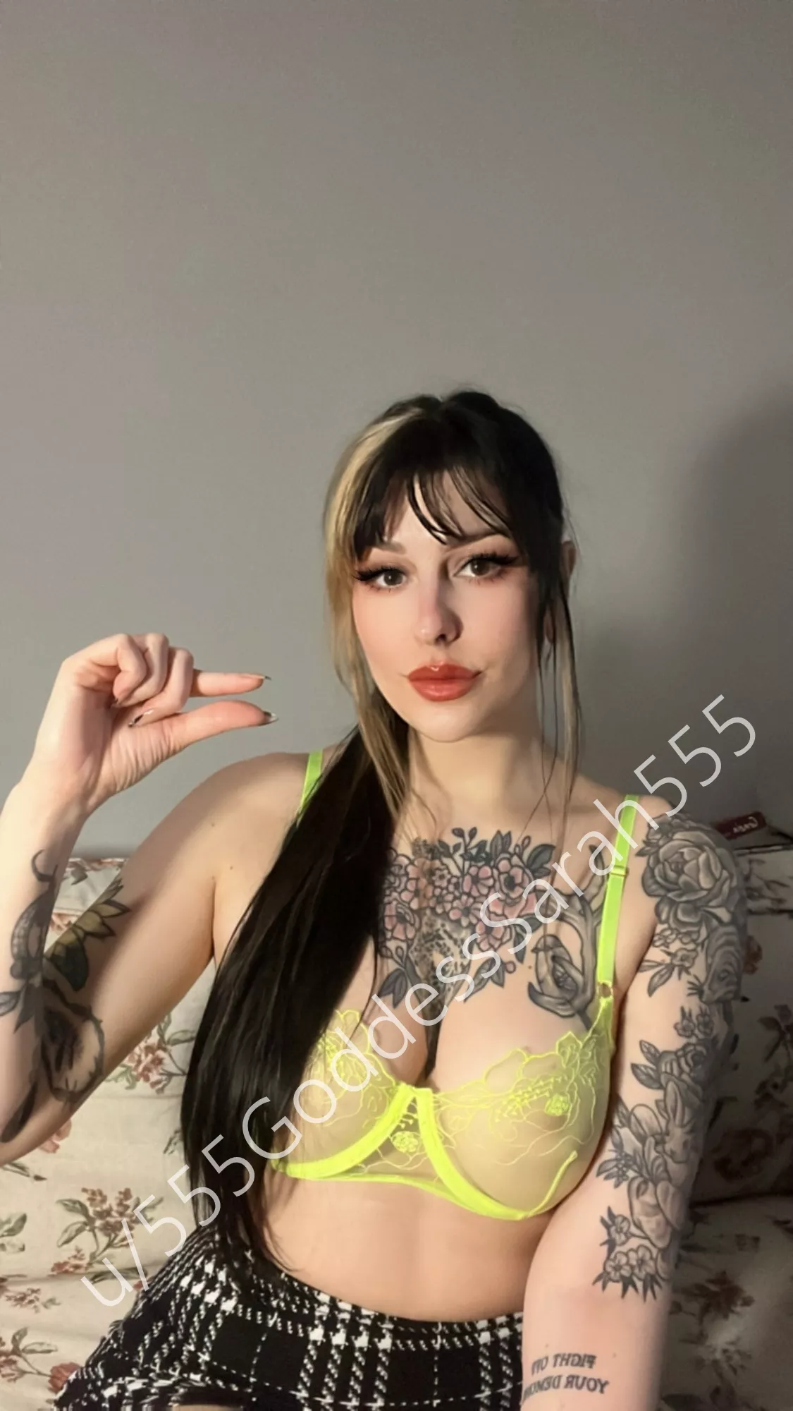 Tiny shrimp humiliation is my hobby