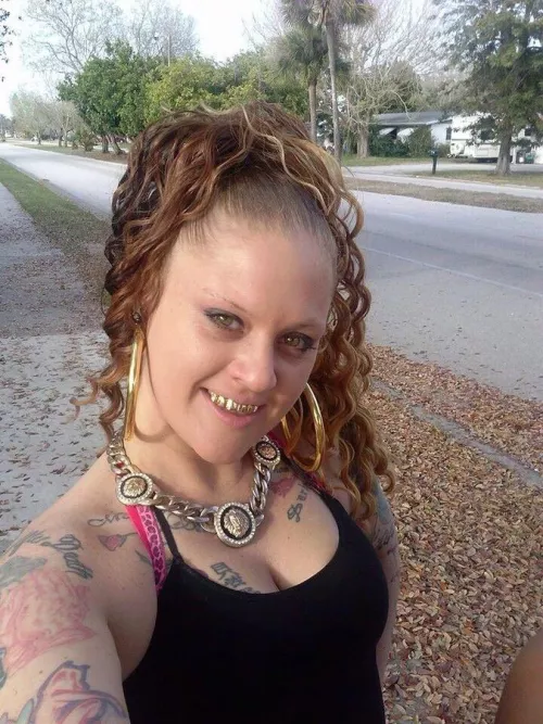 Vanilla gold grill girl