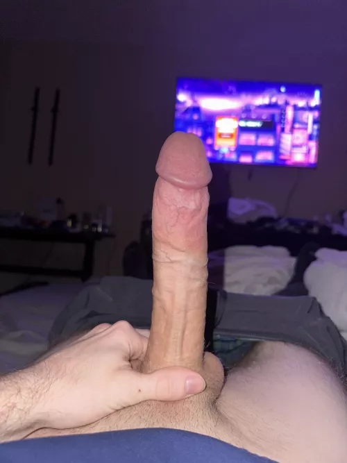 You awake? ;) dms open