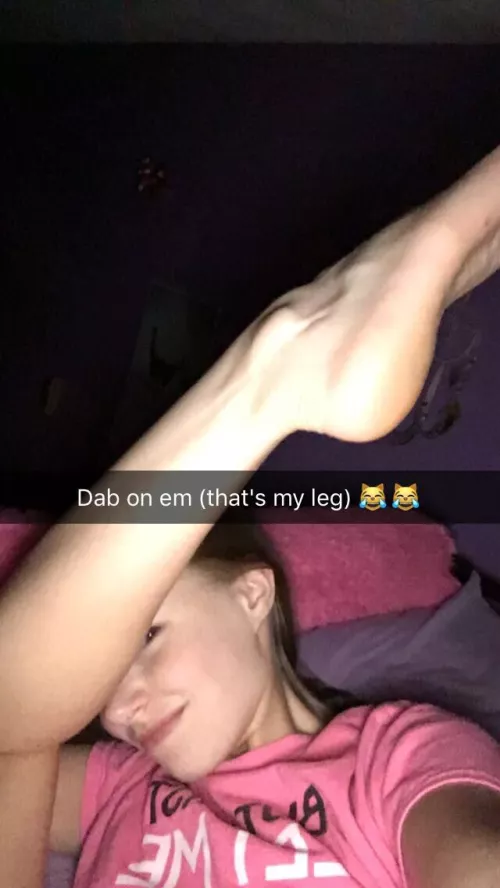 1 upvote get instantly 3 photos in DM!