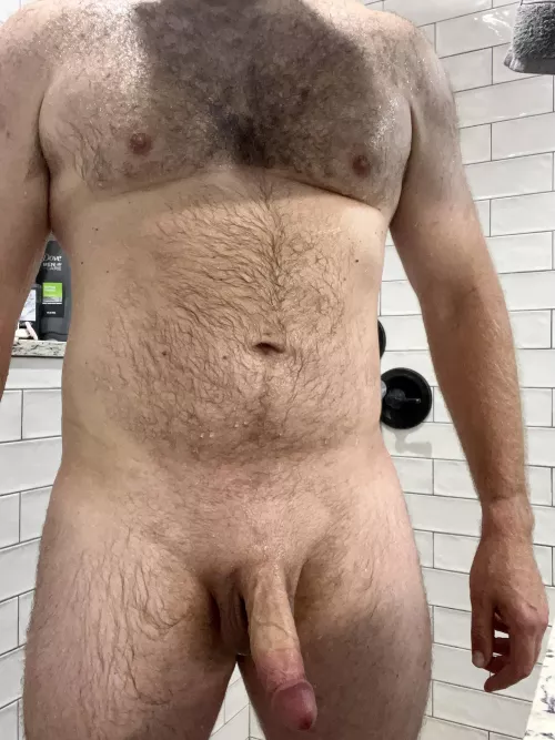 Any one care to join me in the shower this morning?!? (30) 6’10