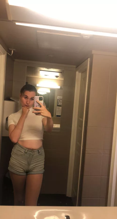 Do you think any of the guys in the bar noticed the buldge in my shorts