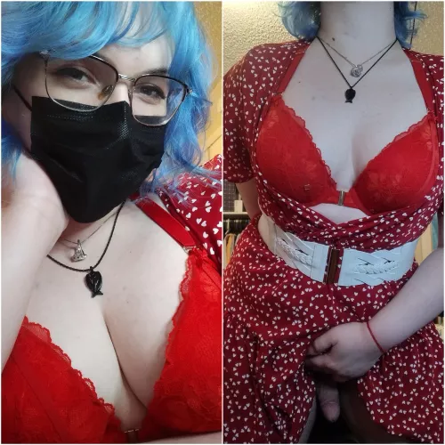 Giving a peek under my dress ❤️💙❤️