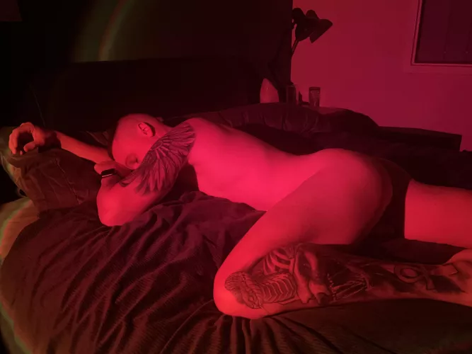 Having a fun little play around with some lighting [M]