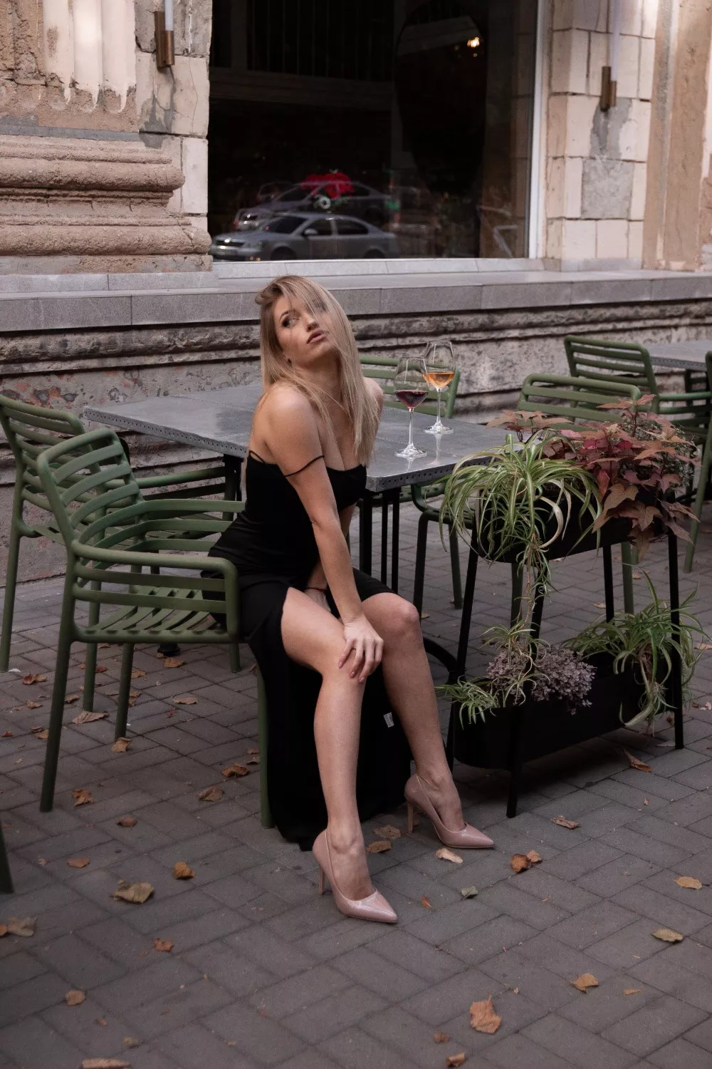 I like when u are on ur knees and how u slowly rise up