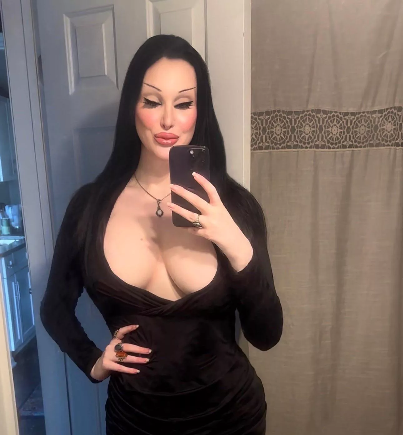 Is my 850cc cleavage distracting? I think my tits still need to be 3x more massive!