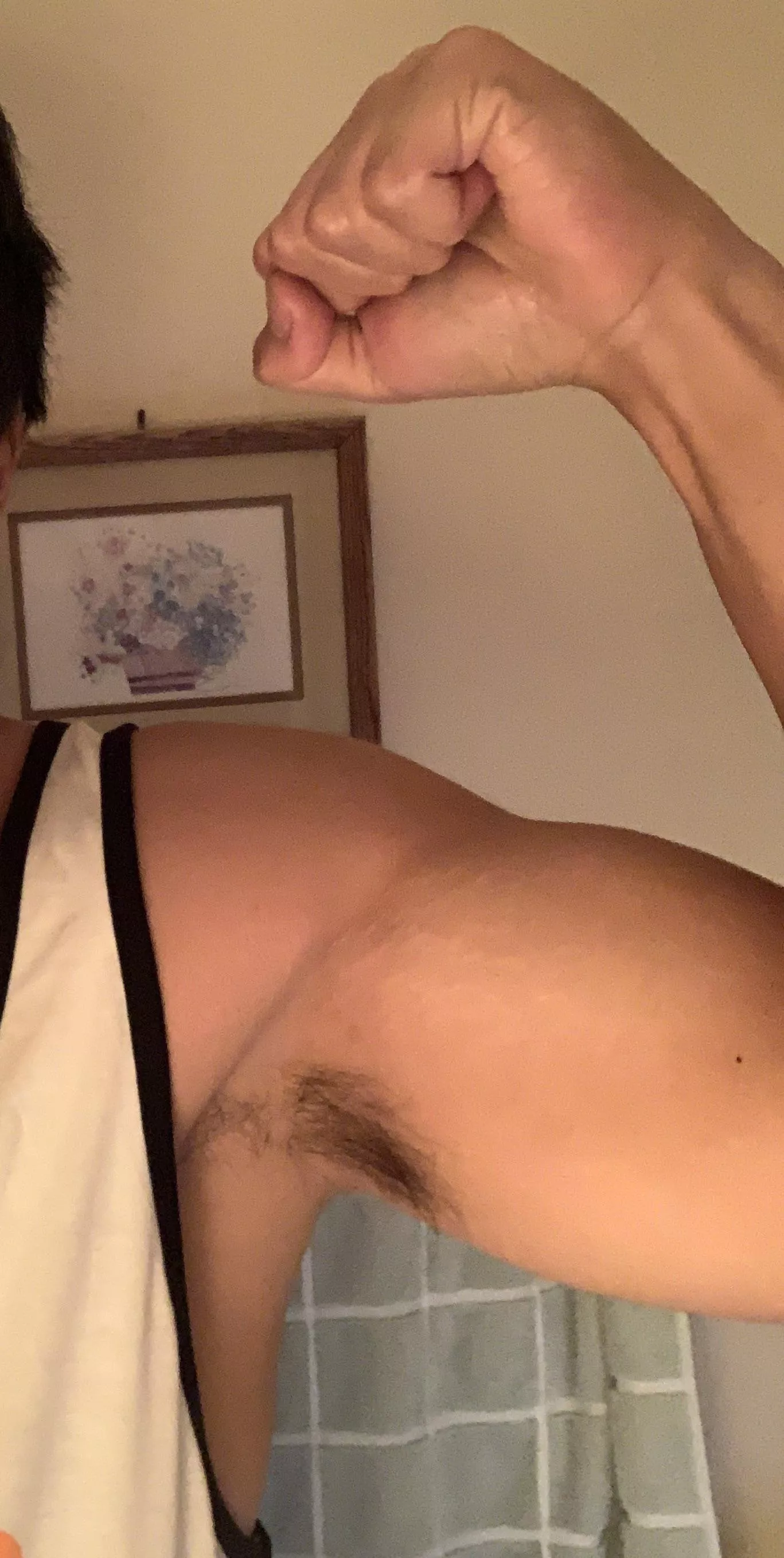 Just skateboarded for a few hours who wants a whiff? 💪🏻😈🛹