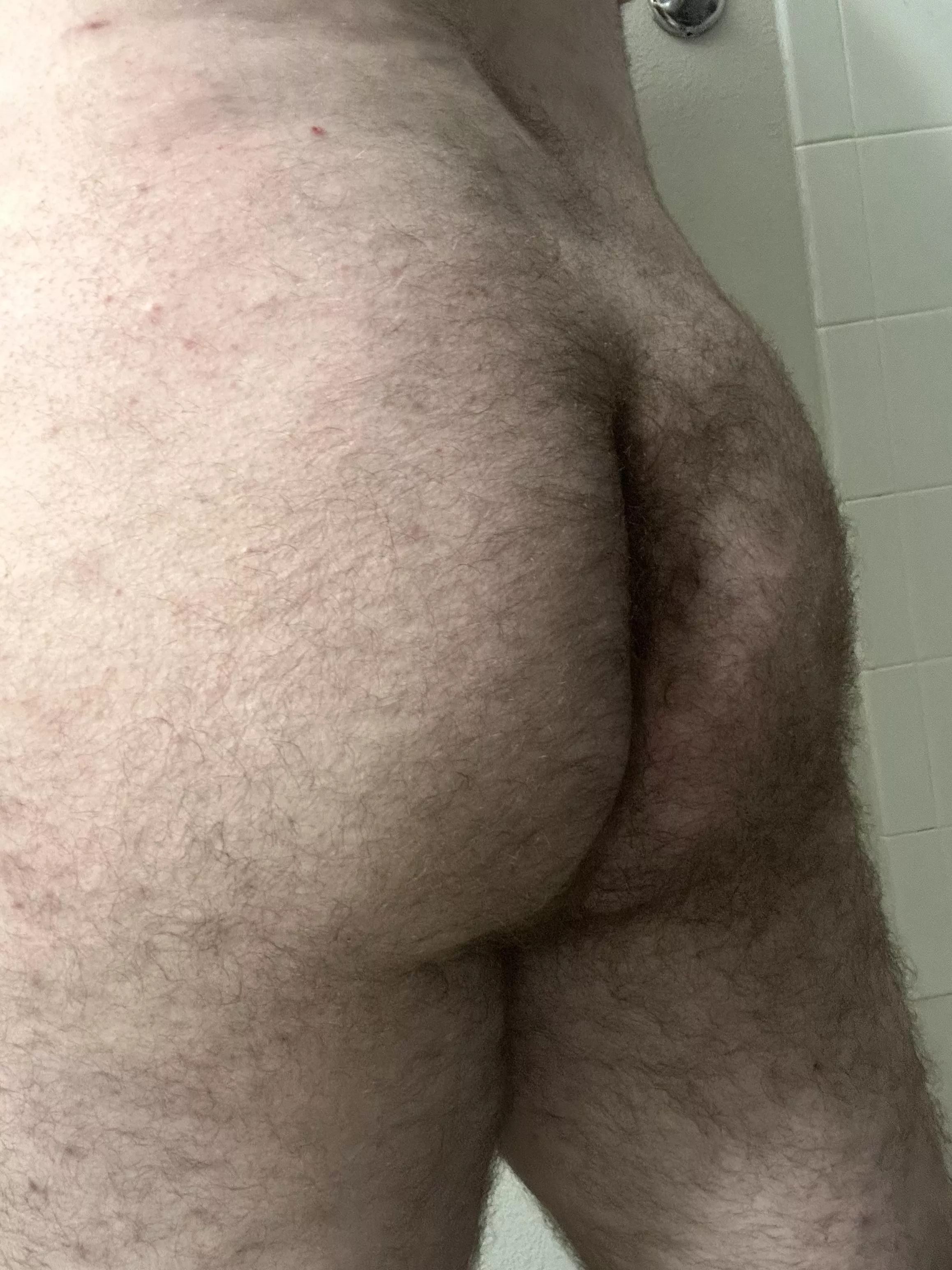 Who wants to fuck my fuzzy butt?