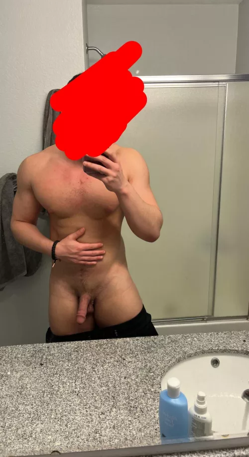 20 black bottoms and femboys add me dhudson7485